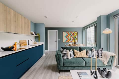 REF - 09-L102 - 1 of 1