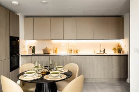 REF - 10-E1040 - 1 of 1