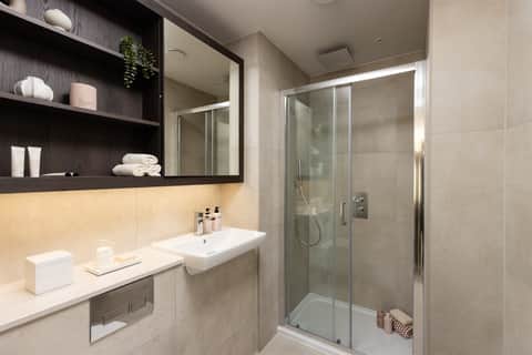 REF - 10-E2039 - 1 of 1