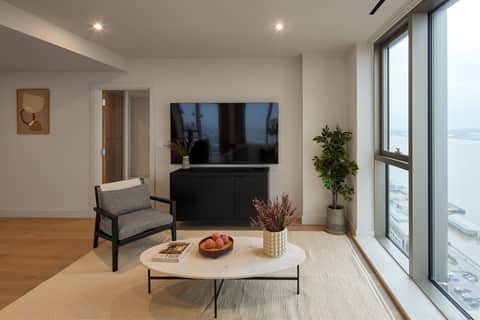 REF - 02-3304 - 1 of 1