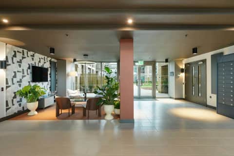 The Oakgate, Surrey, KT22 7RZ - 1 of 17