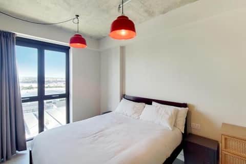 1150 The Robinson East - 1 of 1